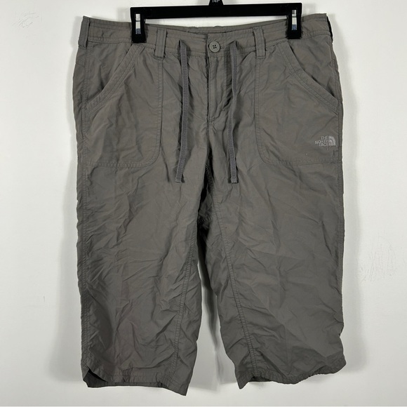 The North face cropped shorts  pants women 14 - Picture 1 of 13